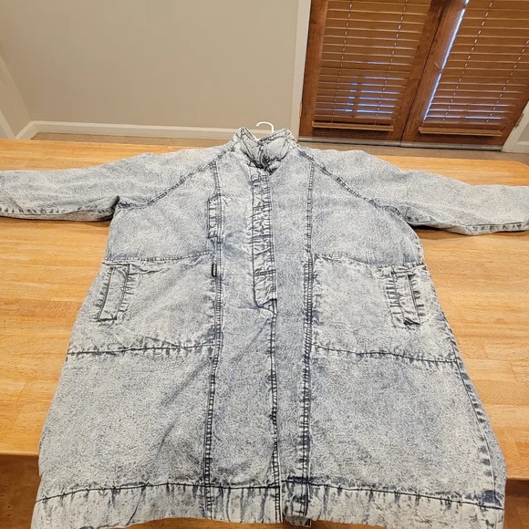 🧥EUC~VINTAGE ACID WASH DENIM COAT - Picture 14 of 15